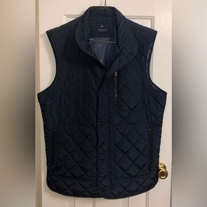 Tailorbyrd Navy Quilted Vest (men’s large)